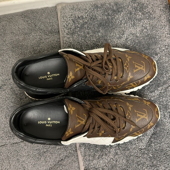 Authentic Louis Vuitton Monogram Mix Runaway Men’s. Sneakers 8 - Picture 6 of 10